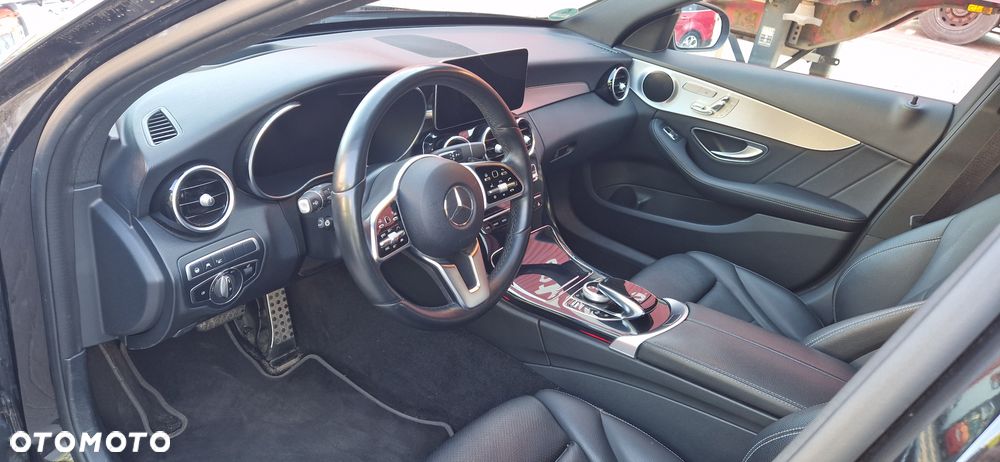 Mercedes-Benz Klasa C 220 d T 9G-TRONIC AMG Line - 23