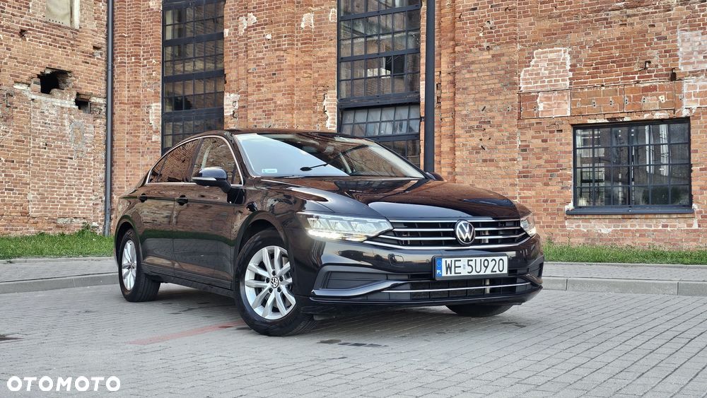 Volkswagen Passat 1.5 TSI EVO Business DSG - 1