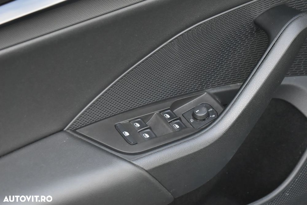 Skoda Octavia 2.0 TDI DSG Ambition - 9