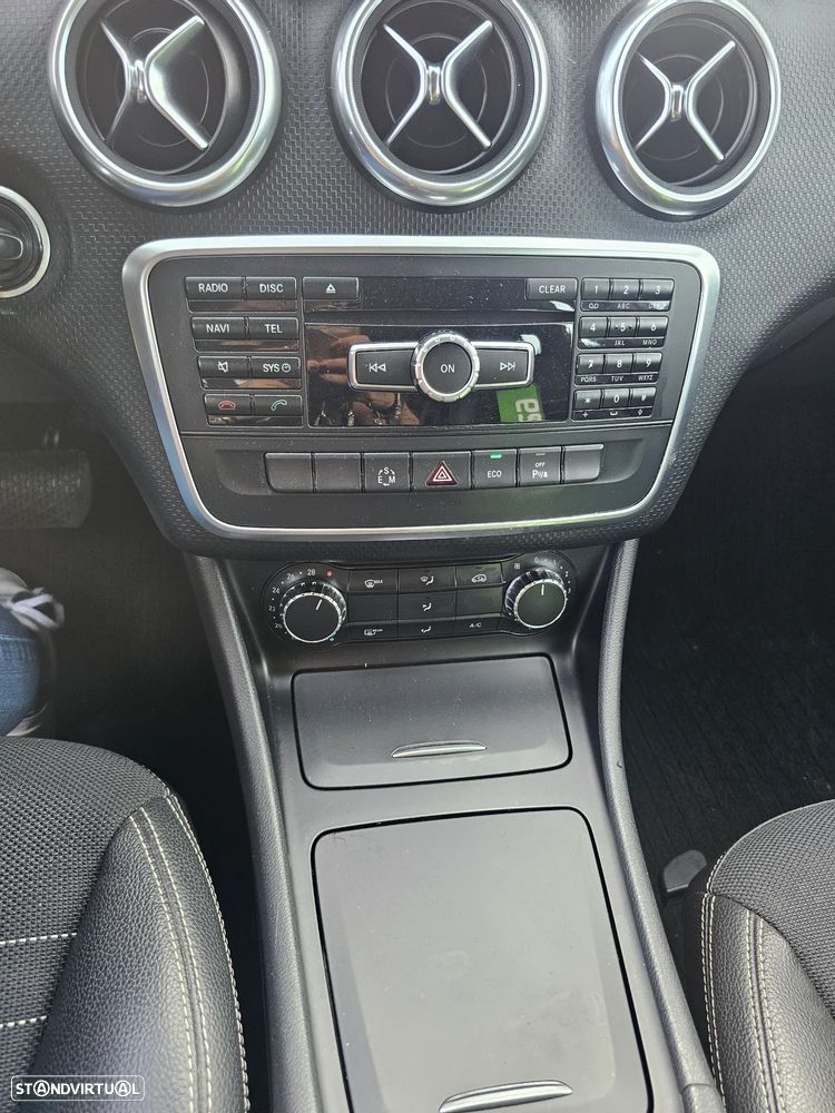 Mercedes-Benz A 200 CDI 7G-DCT Urban - 16