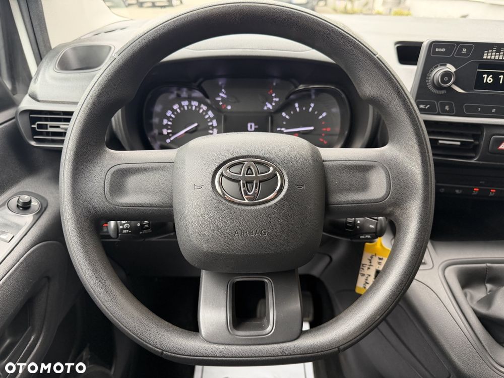 Toyota Proace City - 11