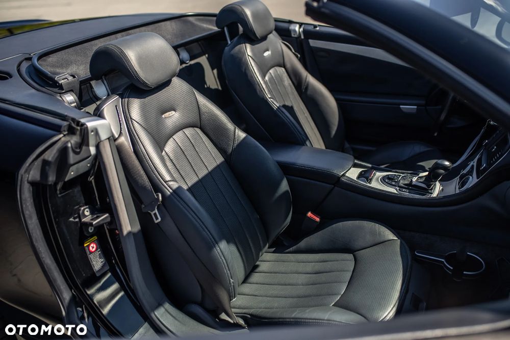 Mercedes-Benz SL - 17