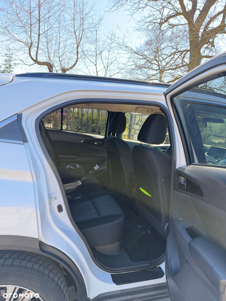 Mitsubishi Eclipse Cross - 8