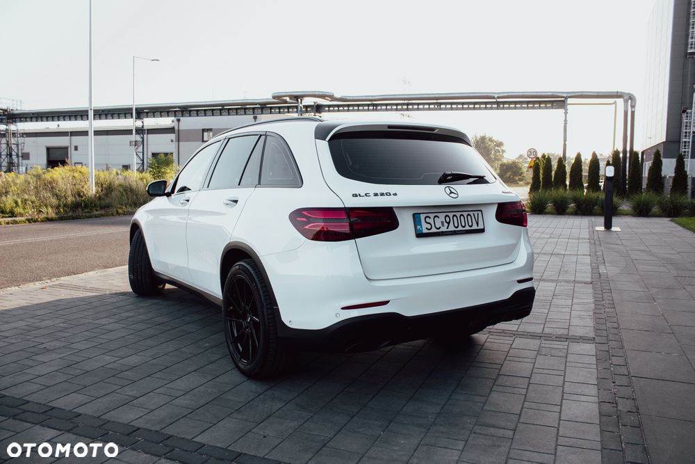 Mercedes-Benz GLC - 12