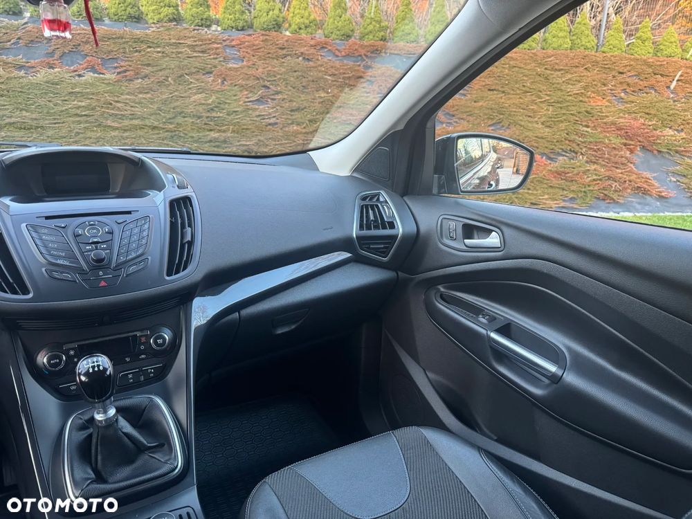 Ford Kuga 2.0 TDCi 4x4 Titanium - 12