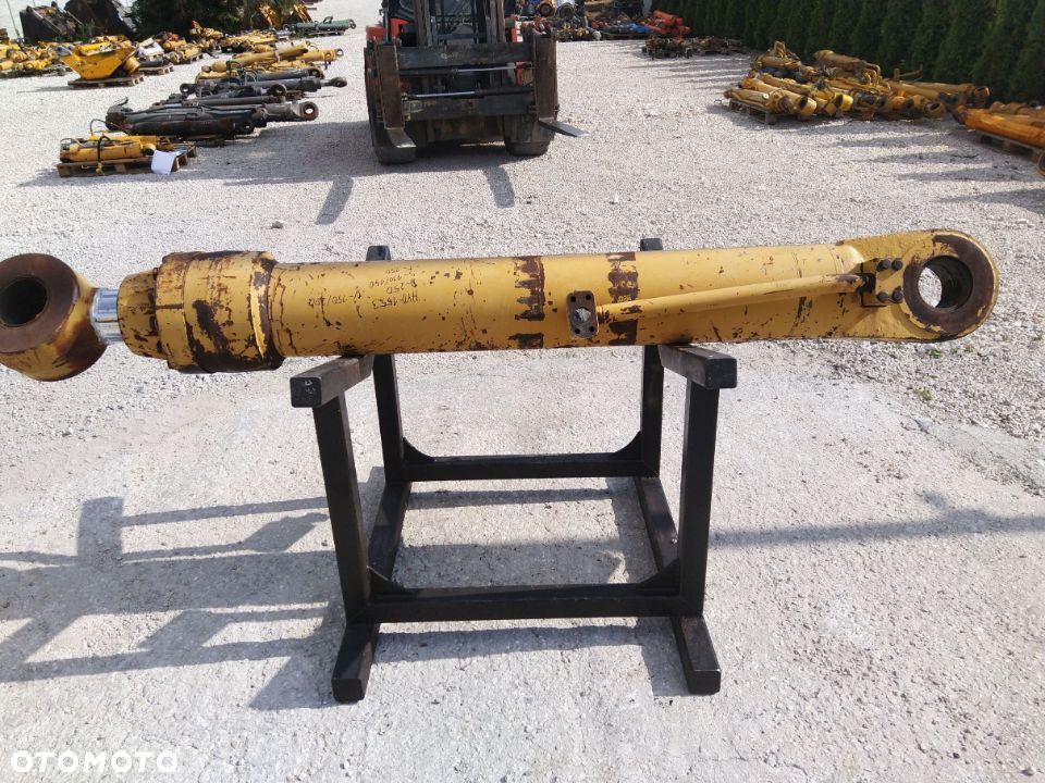 Siłownik Cat Caterpillar 375 365 966 345 320 [D-250 S-130/140 T-150] - 2