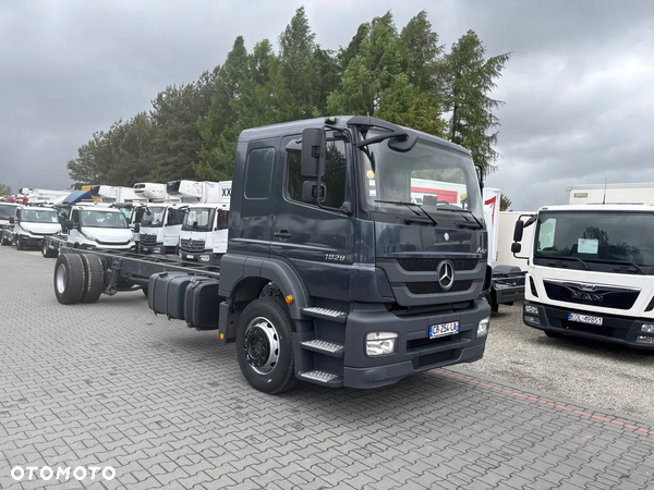 Mercedes-Benz AXOR 1829