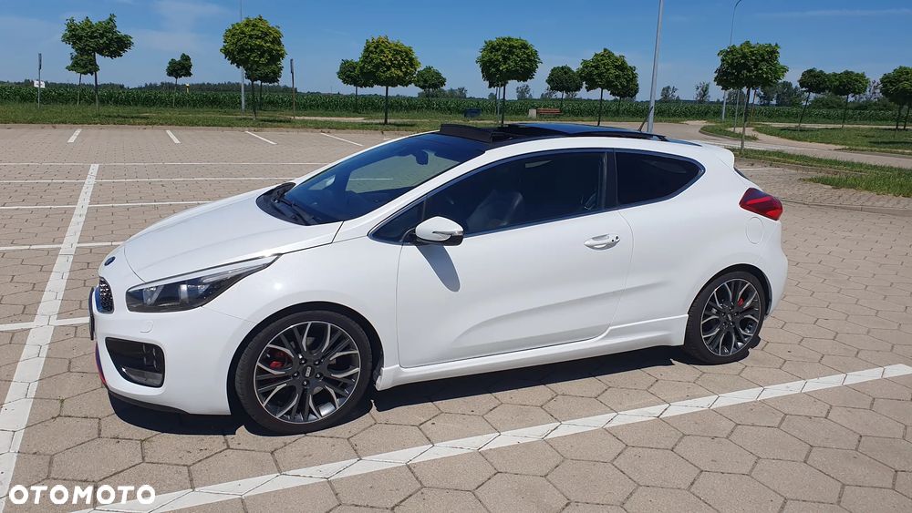 Kia Ceed 1.6 T-GDI GT-Challenge - 4