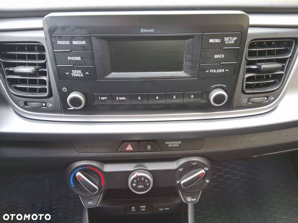 Kia Rio 1.2 M - 25