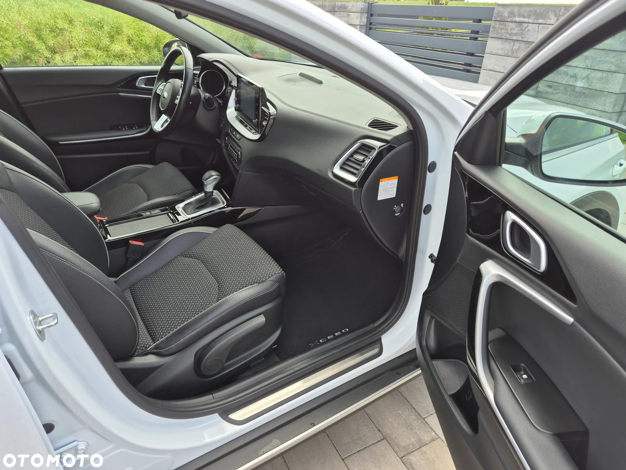 Kia XCeed - 13