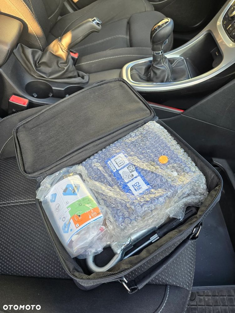 Opel Astra 2.0 CDTI Sport - 22