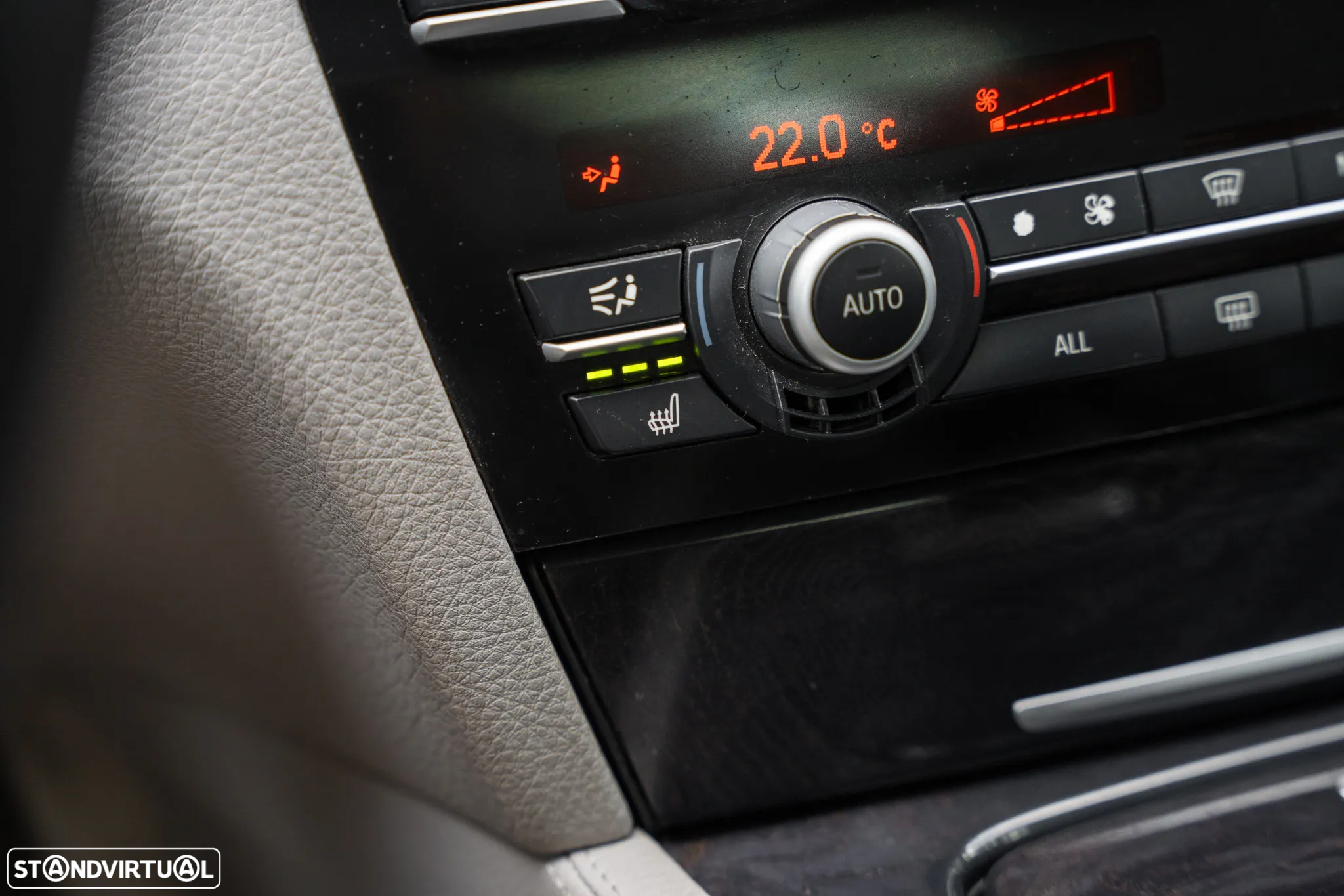 BMW 750 Li - 25