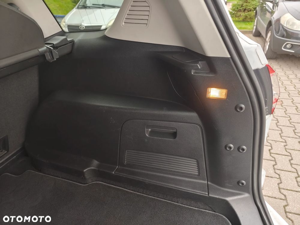 Ford S-Max 2.0 TDCi DPF Titanium X - 38