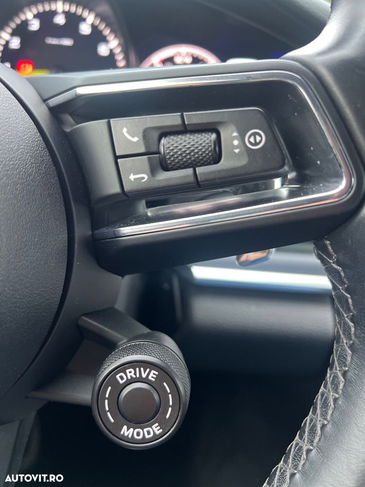 Porsche Panamera 4 E-Hybrid - 25