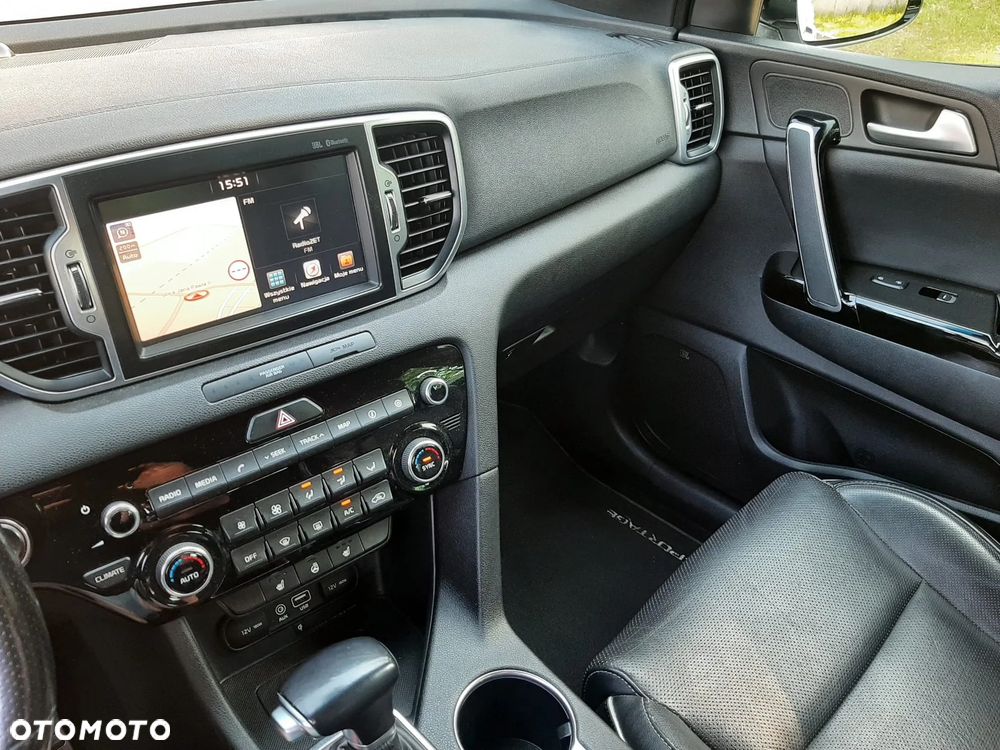 Kia Sportage 2,0 CRDI AWD GT Line - 24