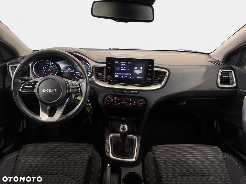 Kia Ceed - 14