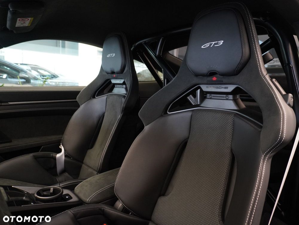 Porsche 911 GT3 PDK - 25
