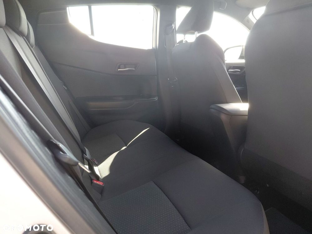 Toyota C-HR 1.2 T GPF Premium - 10