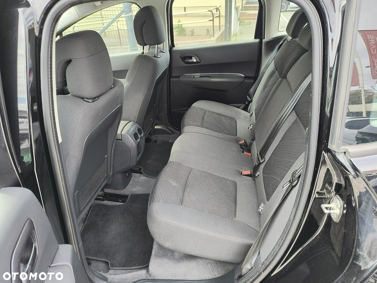 Peugeot 3008 1.6 BlueHDi Active S&S - 12