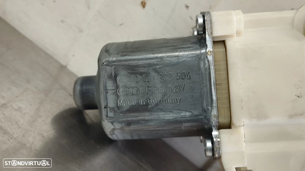 MOTOR ELETRICO DO VIDRO MERCEDES CLASSE C W204 S204 - FRENTE ESQUERDO / DIREITO / TRAS ESQ / TRAS DTO A2048200142 A2048200242 A2048200542 A2048200642 - 7
