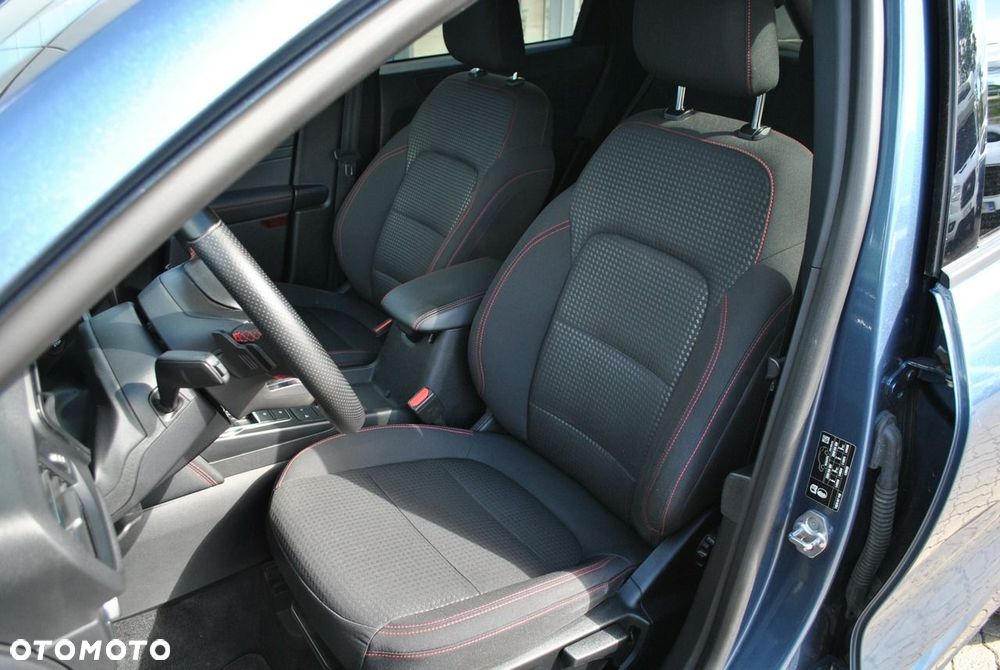 Ford Kuga 2.0 EcoBlue 4x4 ST-LINE - 27