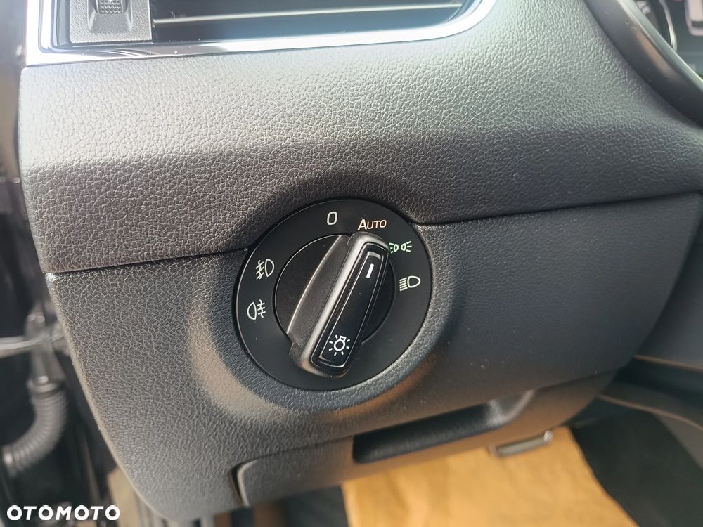 Skoda Octavia 2.0 TDI 4x4 DSG Scout - 28