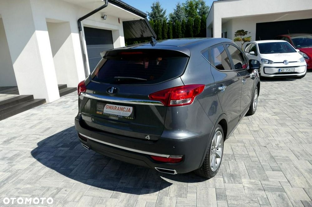 Volkswagen T-Roc - 14