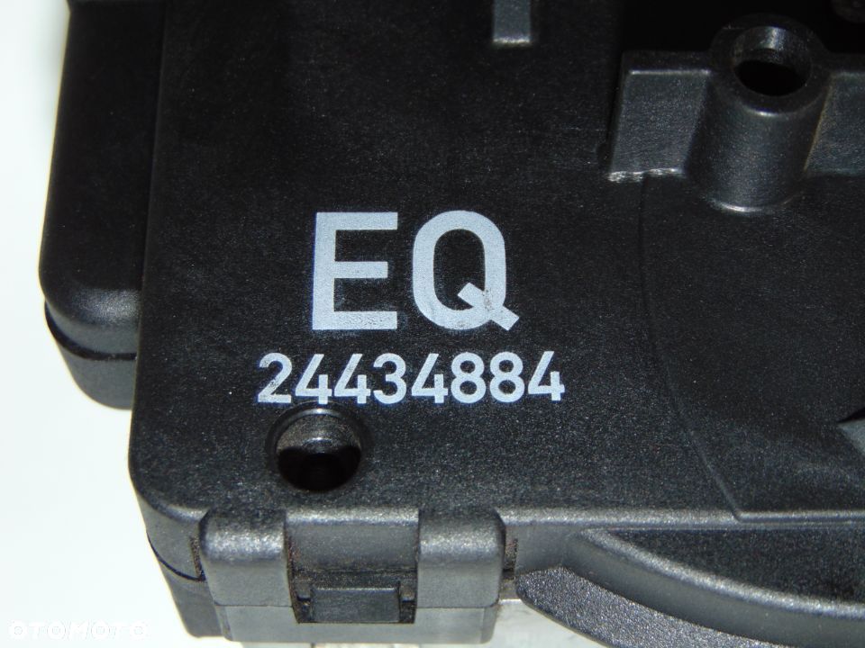 ORYGINAŁ zamek przedni przód lewy kierowcy 24434884 EQ Opel Meriva A I Corsa C 00-10r EUROPA - 9