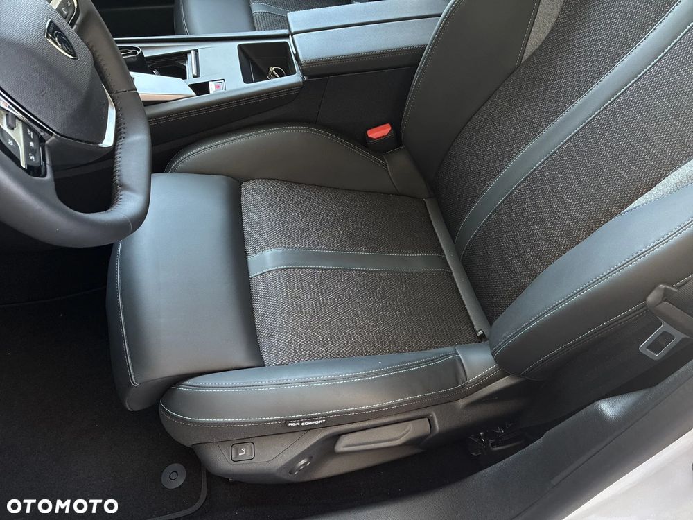 Peugeot 308 1.2 PureTech Active Pack S&S EAT8 - 12