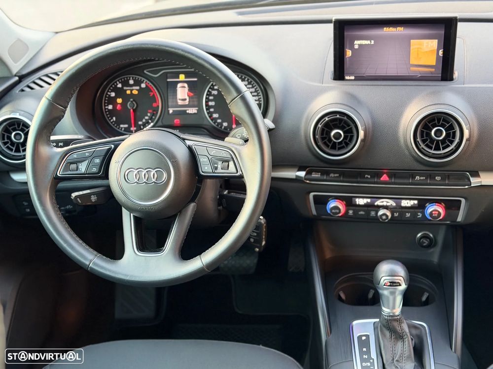 Audi A3 Sportback 30 TFSI S tronic - 5