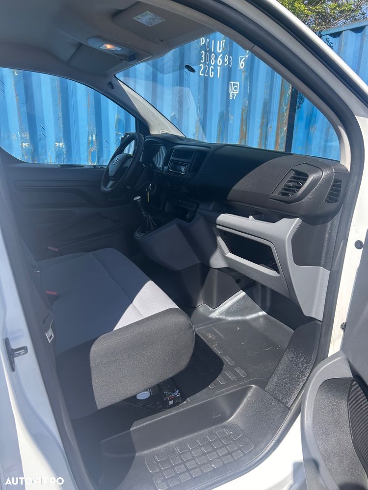 Toyota proace - 6