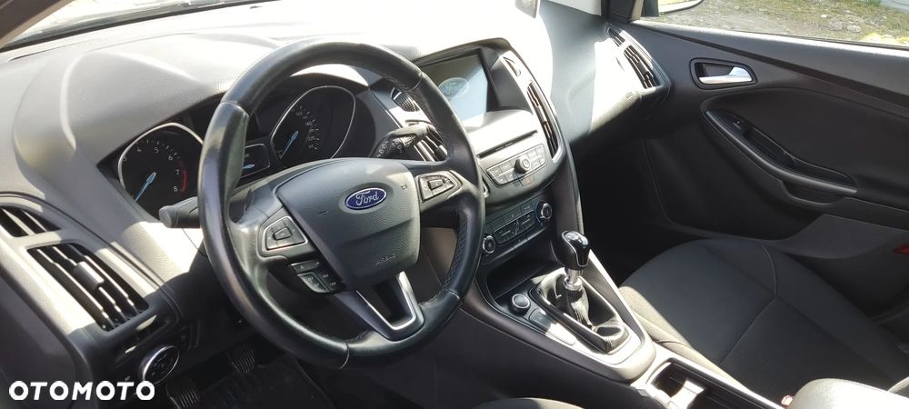 Ford Focus 1.0 EcoBoost Edition - 10