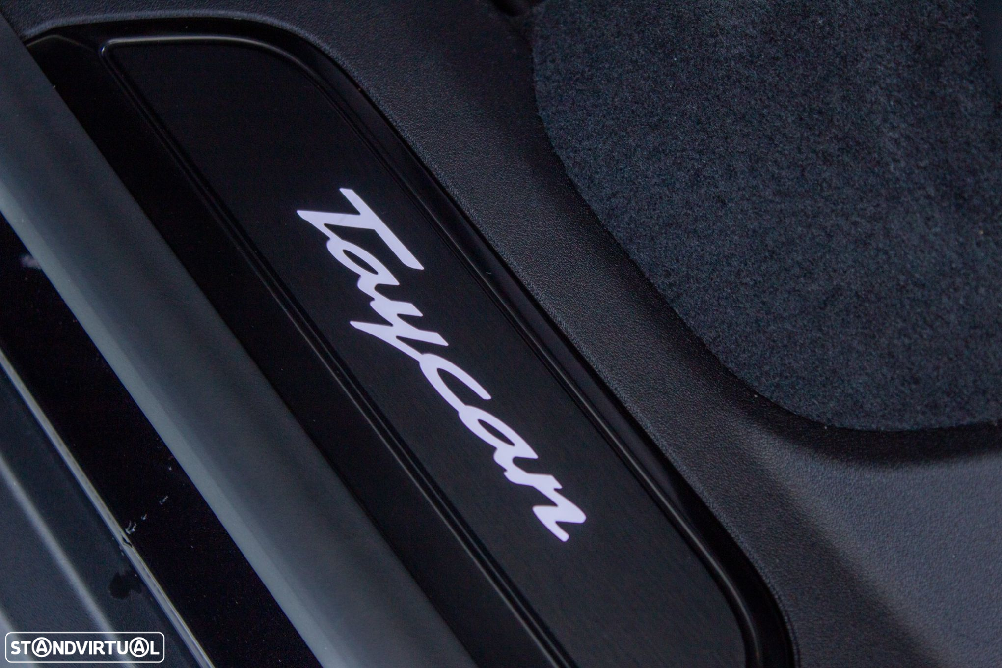 Porsche Taycan Cross Turismo Turbo S - 32
