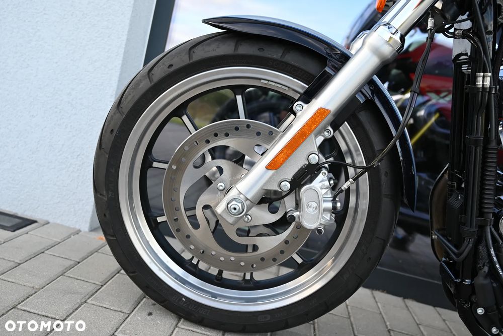 Harley-Davidson Sportster Superlow - 38
