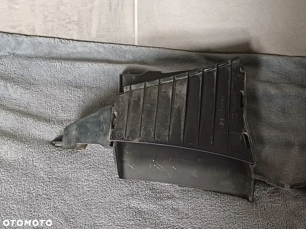 NR 102 Wloty powietrza zderzaka do Audi A4 B9 8W0121763G 8W0121764G - 2