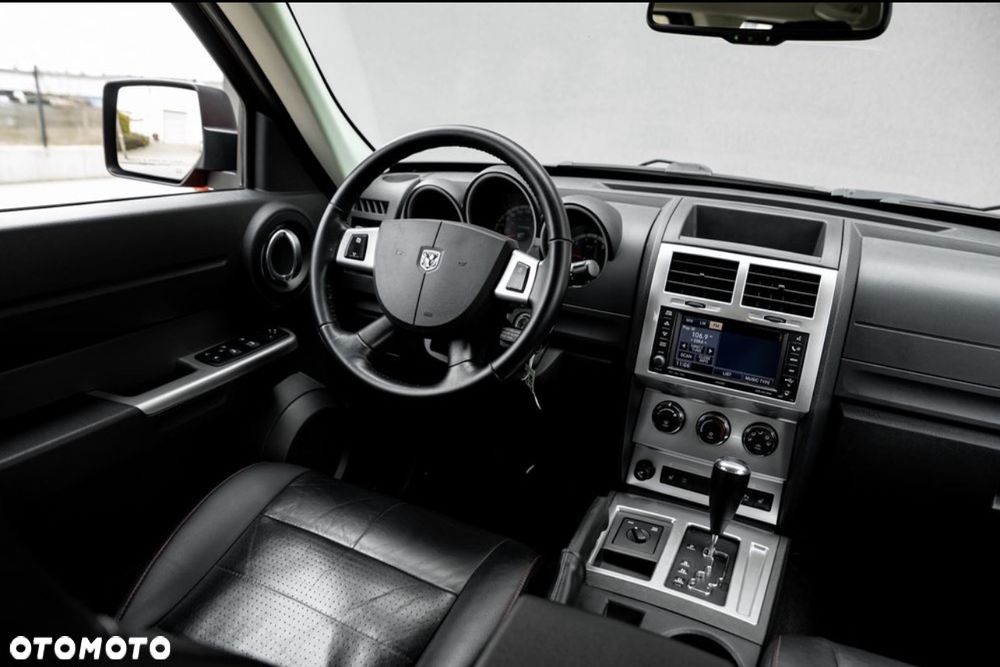 Dodge Nitro 4.0 Automatik R/T - 23