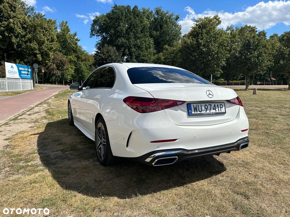 Mercedes-Benz Klasa C 220 d mHEV AMG - 3