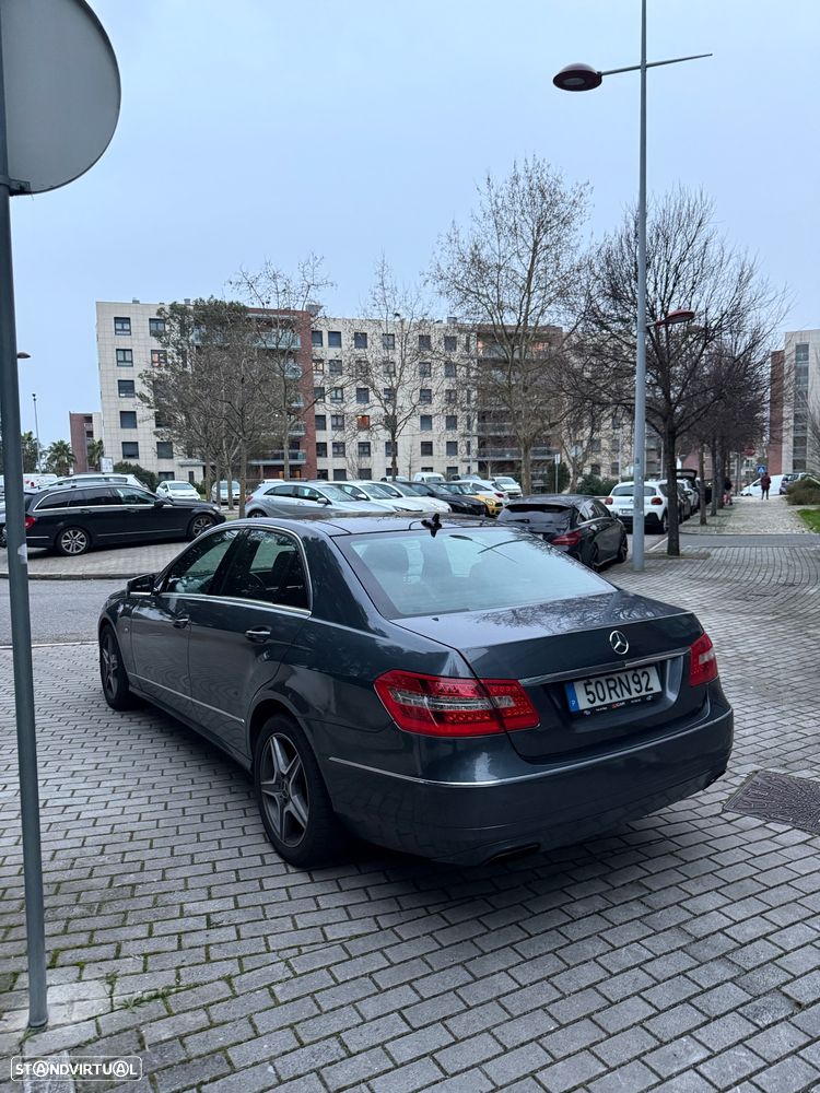 Mercedes-Benz E 200 BlueTEC Avantgarde Auto. - 6