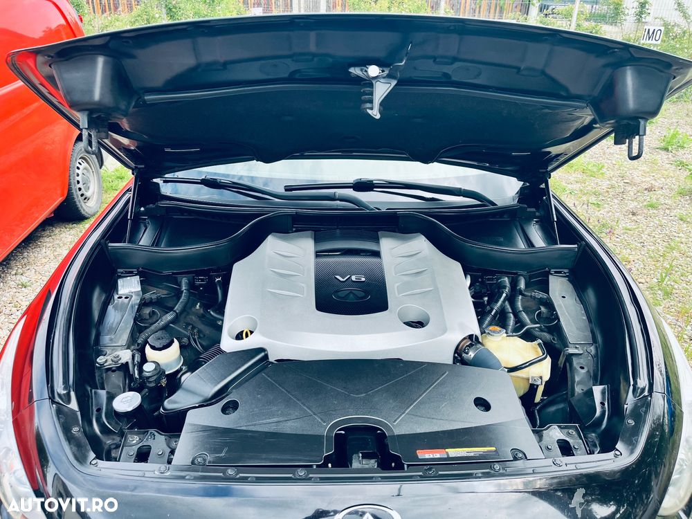 Infiniti FX 30 FX30d 3.0d V6 S Premium AWD - 16