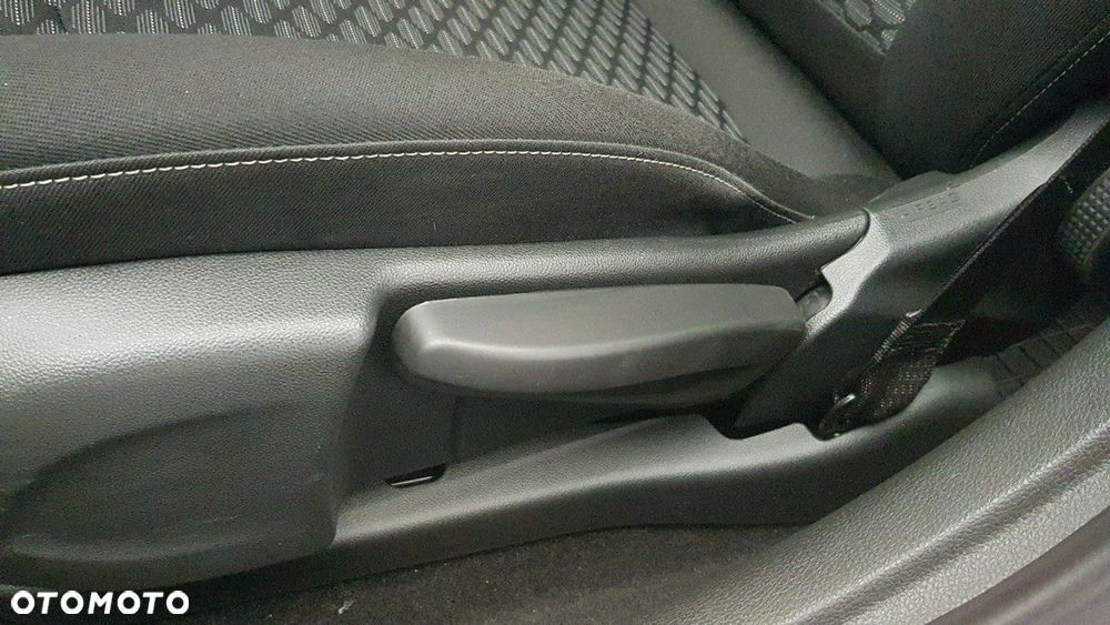 Opel Astra - 19