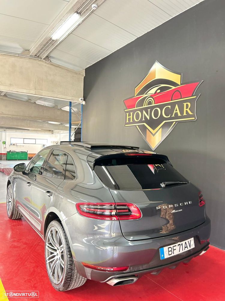 Porsche Macan - 3