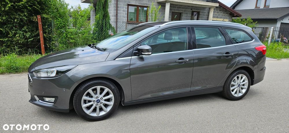 Ford Focus 1.0 EcoBoost Titanium - 6