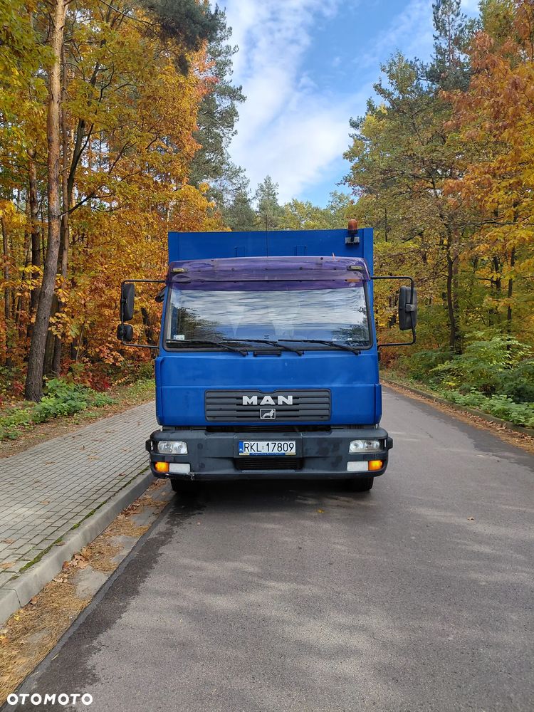MAN LE220C