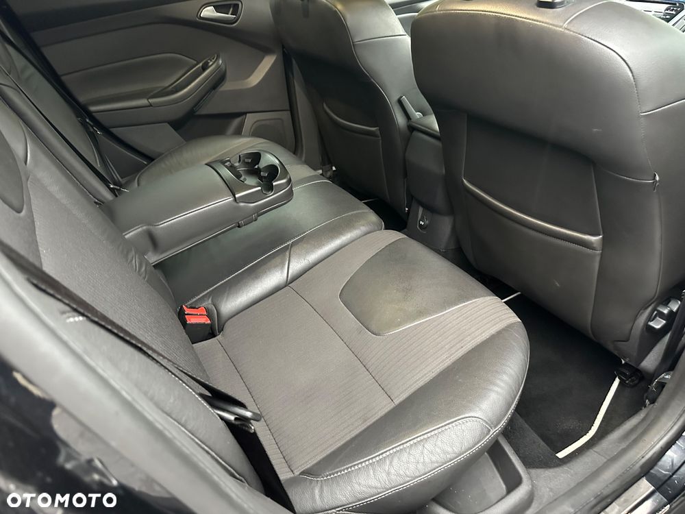 Ford Focus 1.6 EcoBoost Titanium - 16