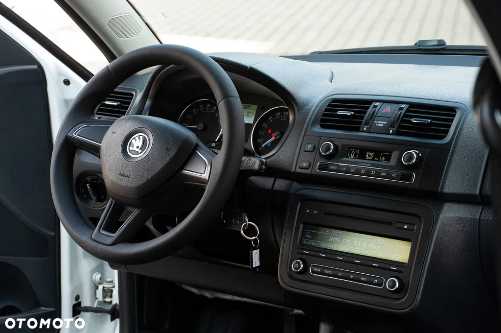 Skoda Roomster 1.6 TDI DPF Style PLUS EDITION - 5