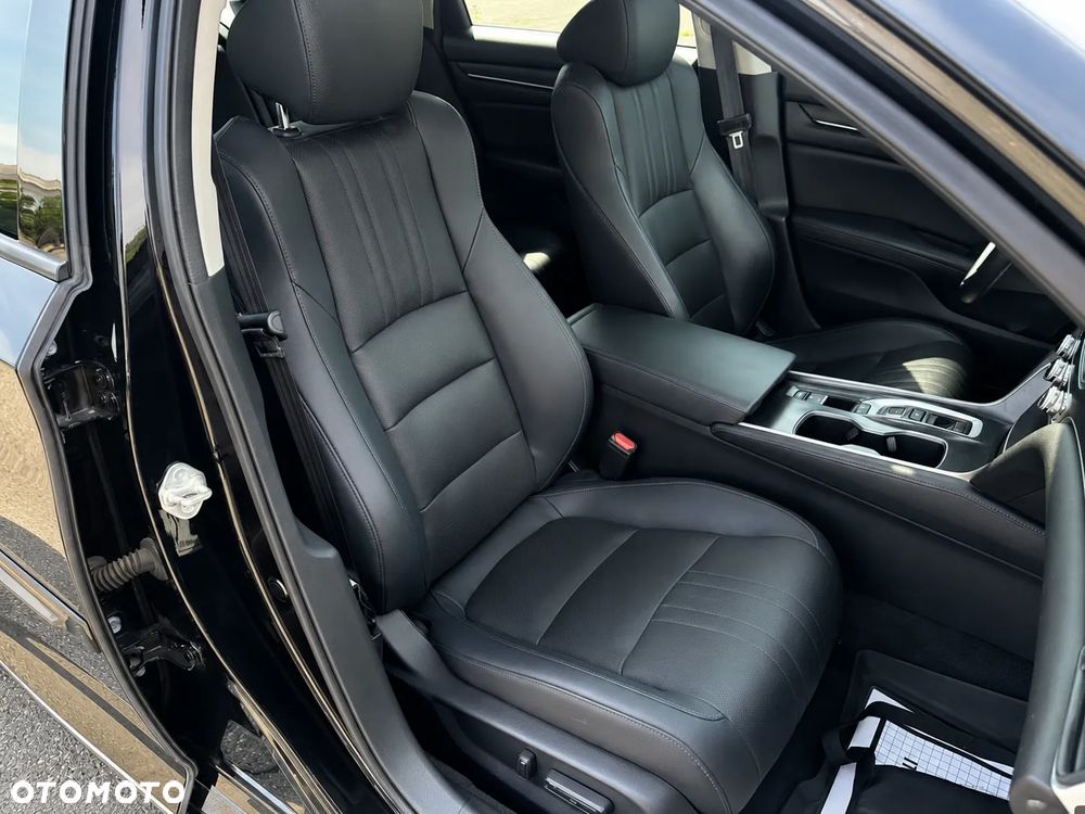 Honda Accord - 30