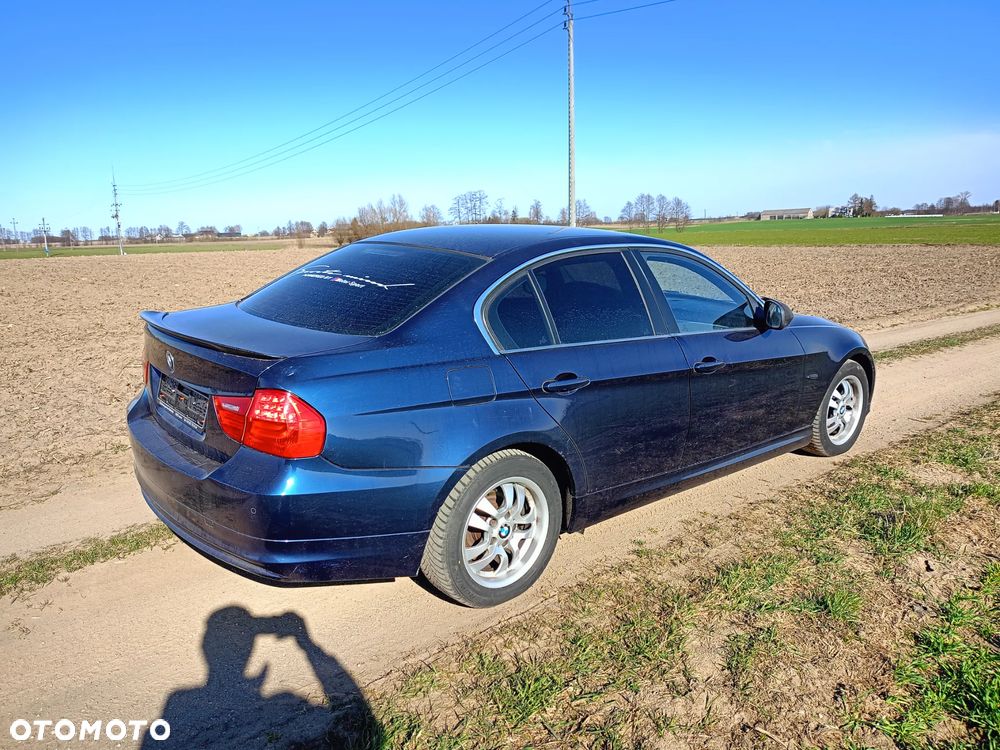 BMW Seria 3 318i Edition Lifestyle - 6