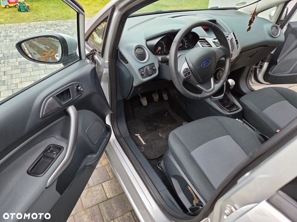 Ford Fiesta 1.25 Viva - 21