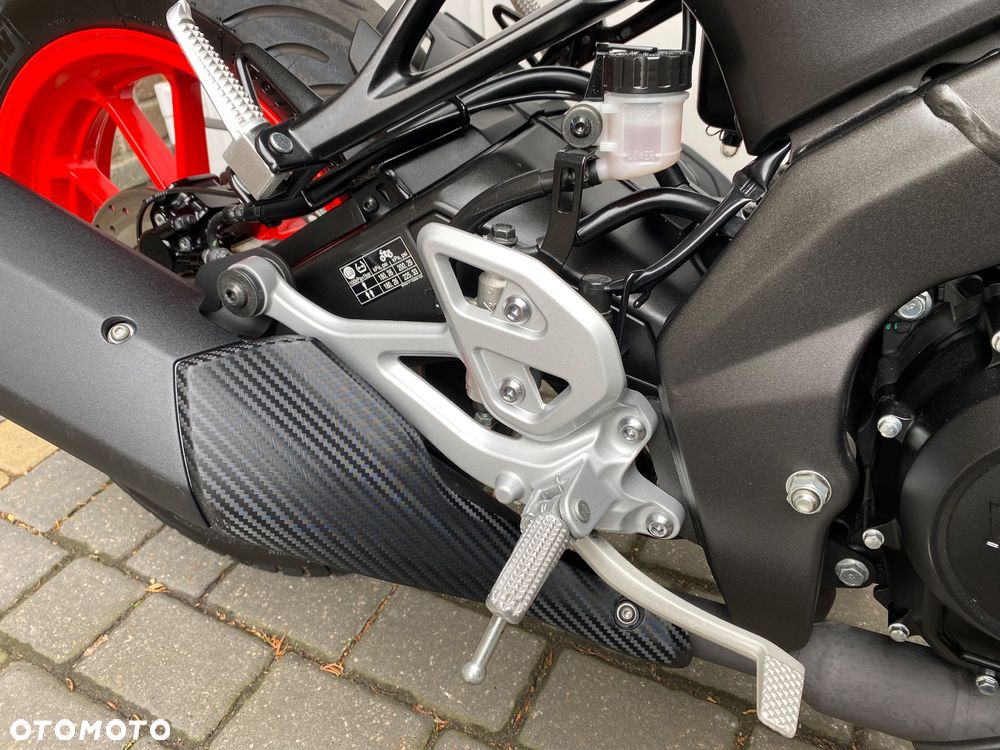 Yamaha MT - 11