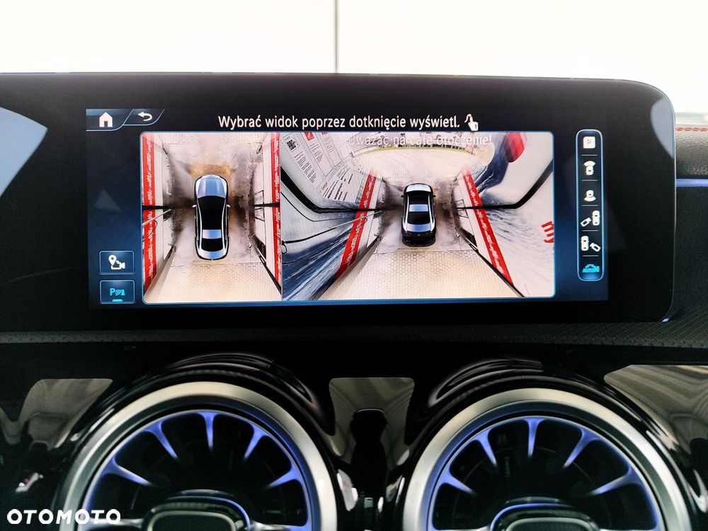 Mercedes-Benz CLA 200 AMG Line 7G-DCT - 39